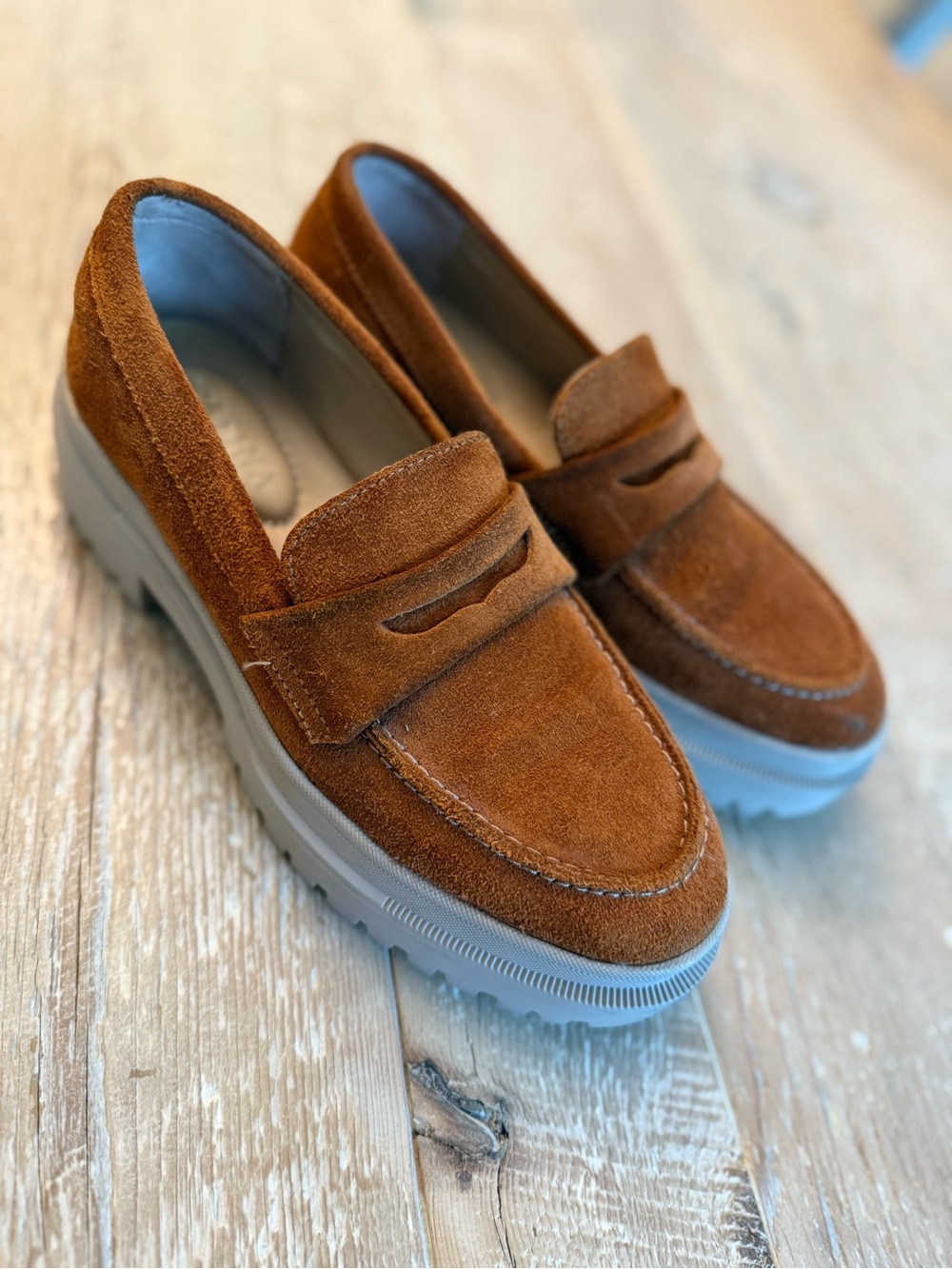 Portland Leather-Patina Tan Suede Women's Lug Sole 7